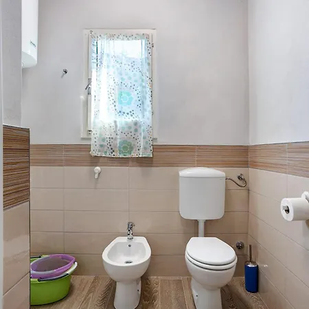 Casa Tortora Vicino Al Mare * Massa (Tuscany)